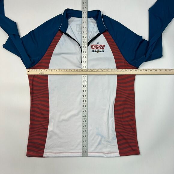 Wonder Woman Run Series Shirt Women L Large Off White 1/4 Zip Training Top *READ - Picture 9 of 14